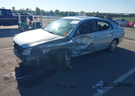 2007 Toyota Avalon Limited z USA, uszkodzony, nr VIN 4T1BK36B47U180899